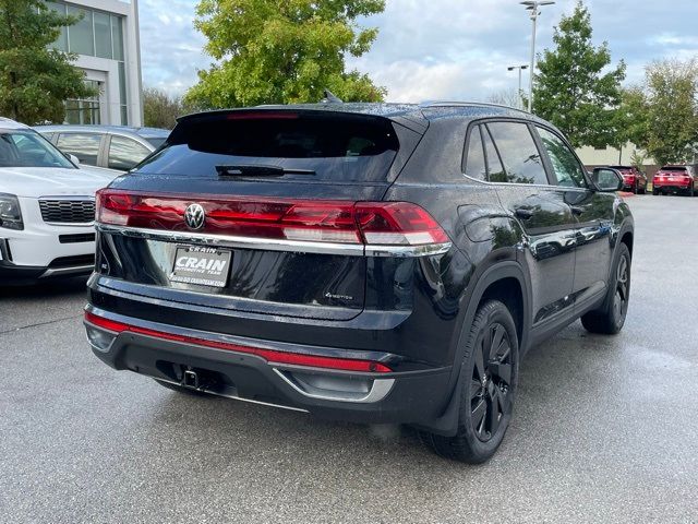 2025 Volkswagen Atlas Cross Sport 2.0T SE Technology