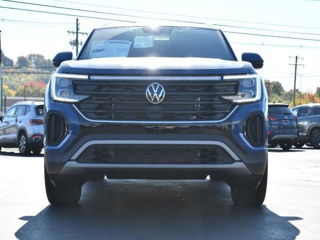 2025 Volkswagen Atlas Cross Sport 2.0T SE Technology