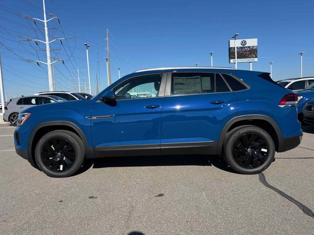 2025 Volkswagen Atlas Cross Sport 2.0T SE Technology