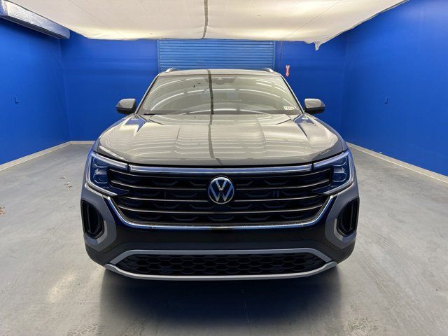 2025 Volkswagen Atlas Cross Sport 2.0T SE Technology