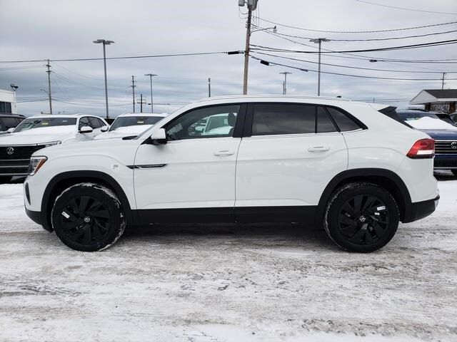 2025 Volkswagen Atlas Cross Sport 2.0T SE Technology