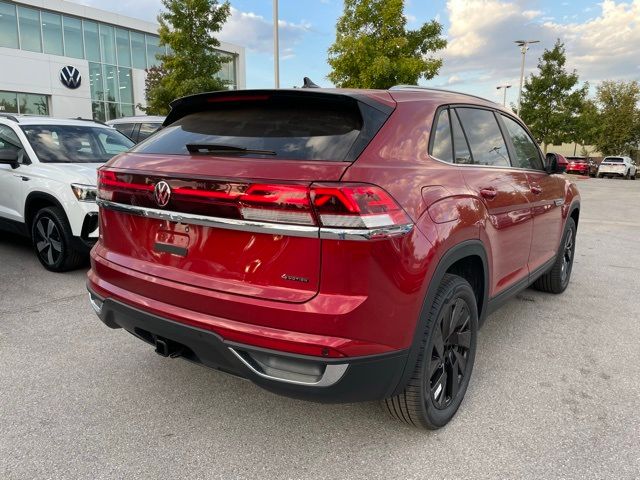 2025 Volkswagen Atlas Cross Sport 2.0T SE Technology