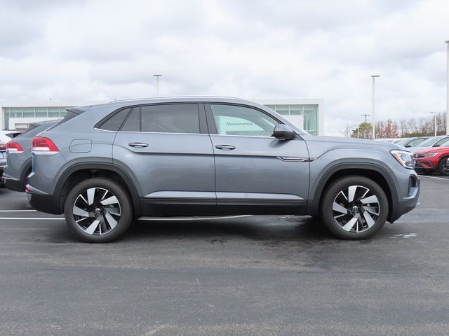 2025 Volkswagen Atlas Cross Sport 2.0T SE Technology