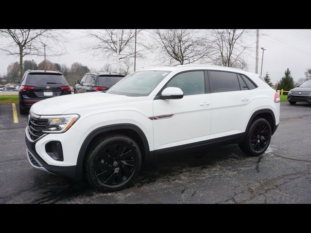 2025 Volkswagen Atlas Cross Sport 2.0T SE Technology