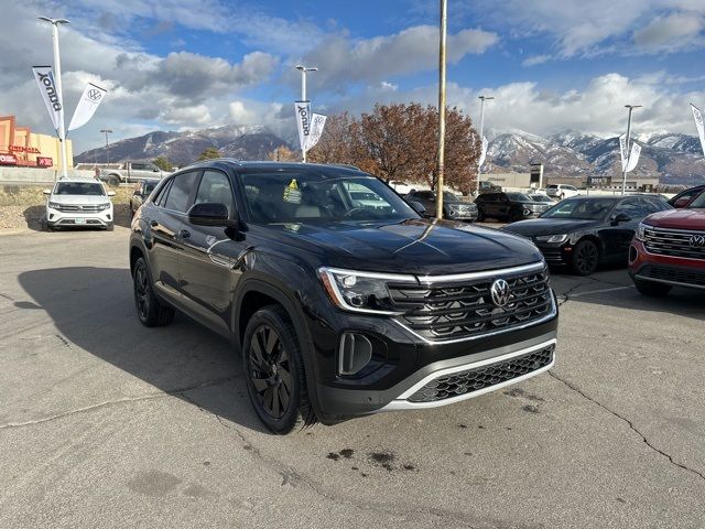 2025 Volkswagen Atlas Cross Sport 2.0T SE Technology