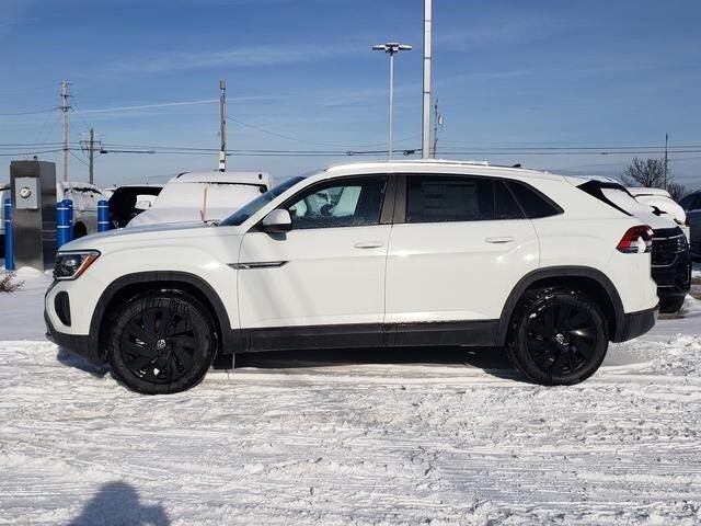 2025 Volkswagen Atlas Cross Sport 2.0T SE Technology