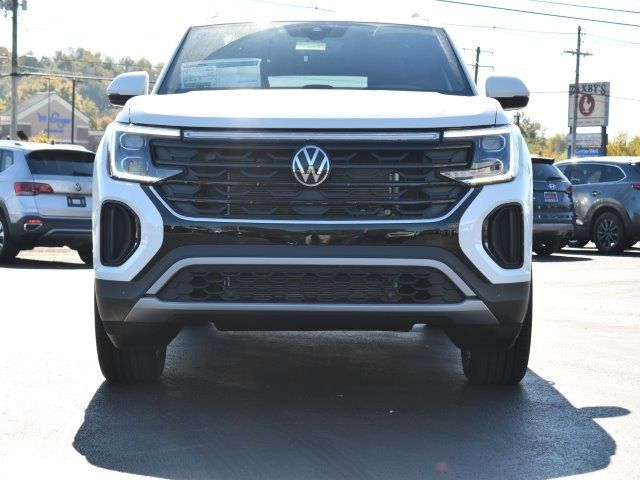 2025 Volkswagen Atlas Cross Sport 2.0T SE Technology