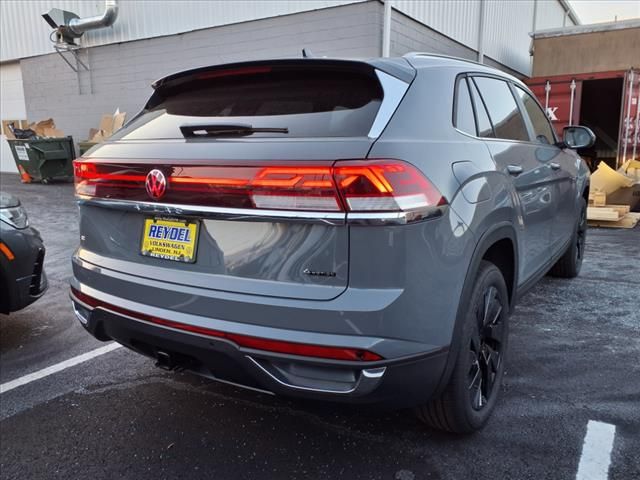 2025 Volkswagen Atlas Cross Sport 2.0T SE Technology