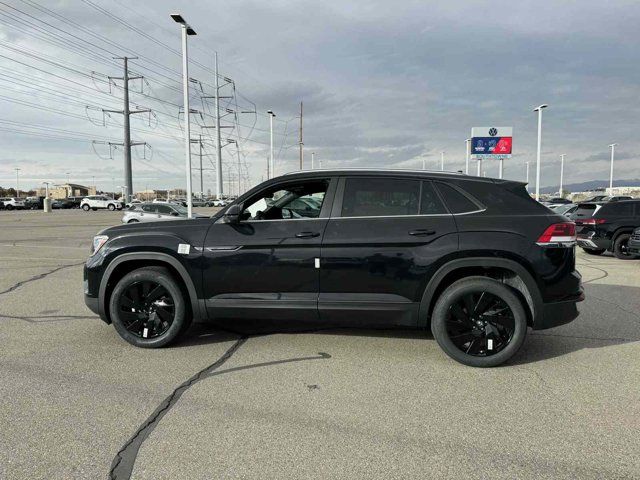 2025 Volkswagen Atlas Cross Sport 2.0T SE Technology