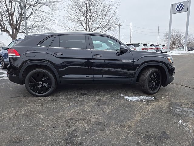 2025 Volkswagen Atlas Cross Sport 2.0T SE Technology