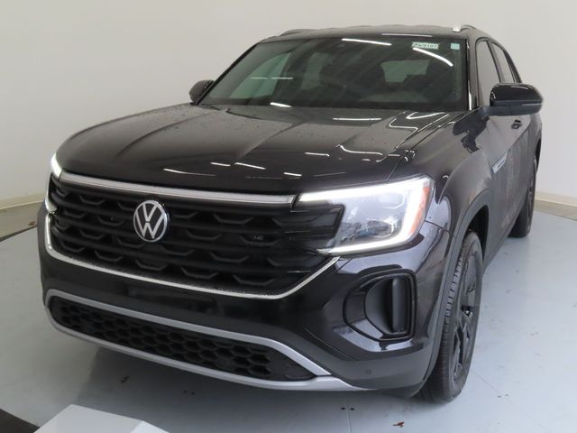 2025 Volkswagen Atlas Cross Sport 2.0T SE Technology