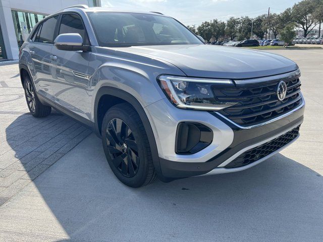 2025 Volkswagen Atlas Cross Sport 2.0T SE Technology