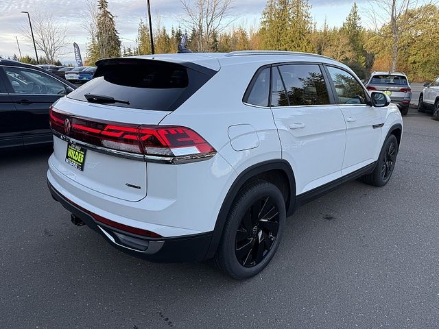 2025 Volkswagen Atlas Cross Sport 2.0T SE Technology