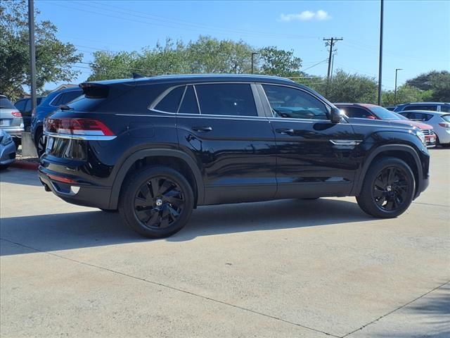 2025 Volkswagen Atlas Cross Sport 2.0T SE Technology