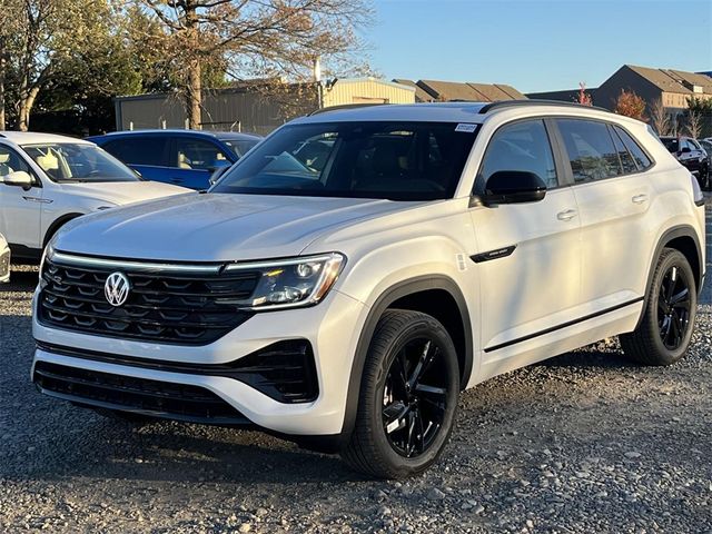 2025 Volkswagen Atlas Cross Sport 2.0T SEL R-Line Black