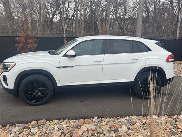 2025 Volkswagen Atlas Cross Sport 2.0T SE Technology