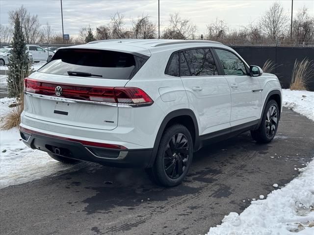 2025 Volkswagen Atlas Cross Sport 2.0T SE Technology