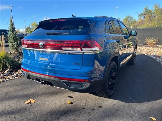 2025 Volkswagen Atlas Cross Sport 2.0T SE Technology