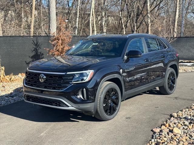 2025 Volkswagen Atlas Cross Sport 2.0T SE Technology