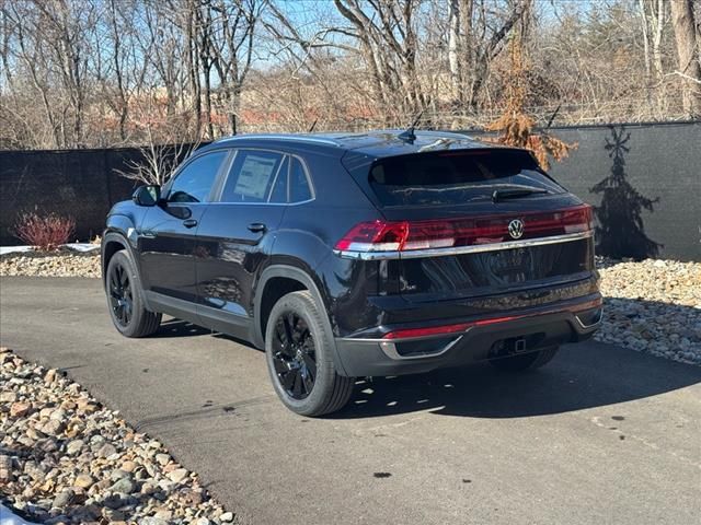 2025 Volkswagen Atlas Cross Sport 2.0T SE Technology