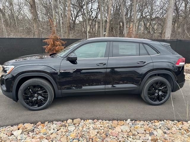 2025 Volkswagen Atlas Cross Sport 2.0T SE Technology