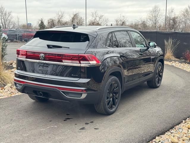 2025 Volkswagen Atlas Cross Sport 2.0T SE Technology