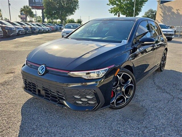 2025 Volkswagen Golf GTI Autobahn