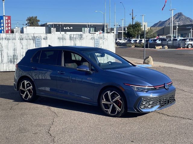 2025 Volkswagen Golf GTI SE