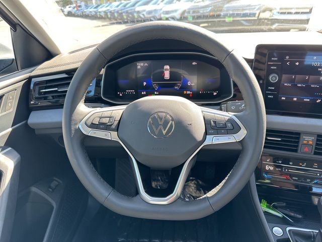 2025 Volkswagen Jetta SE