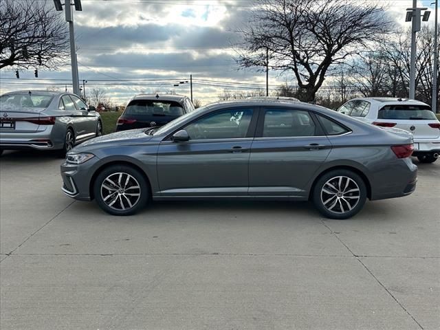 2025 Volkswagen Jetta SE