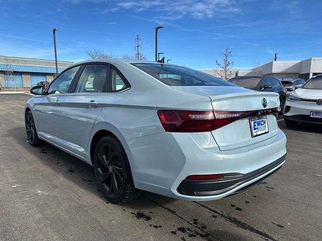 2025 Volkswagen Jetta SE