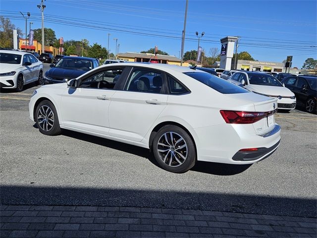 2025 Volkswagen Jetta SE