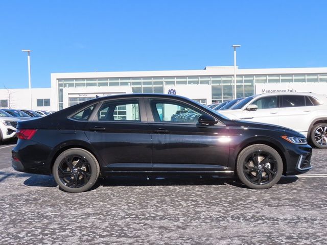 2025 Volkswagen Jetta SE