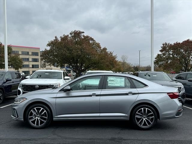 2025 Volkswagen Jetta SE