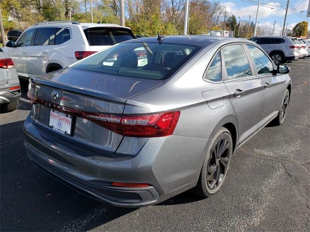 2025 Volkswagen Jetta SE