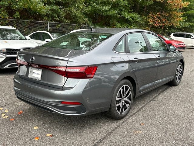 2025 Volkswagen Jetta SE