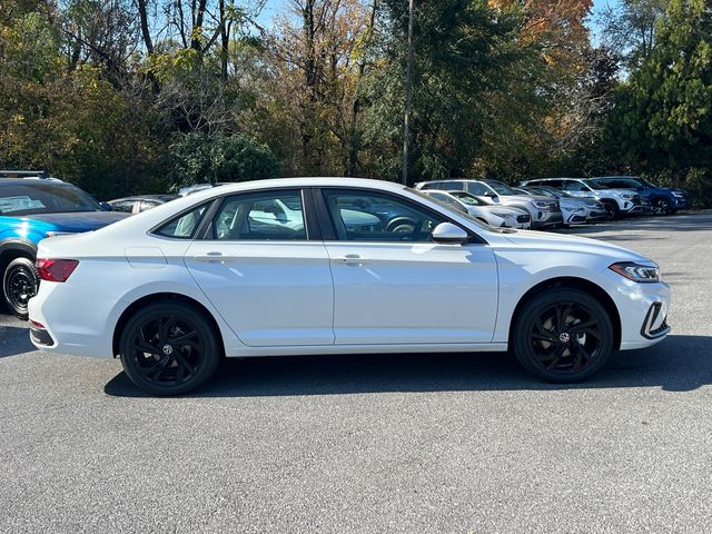 2025 Volkswagen Jetta SE