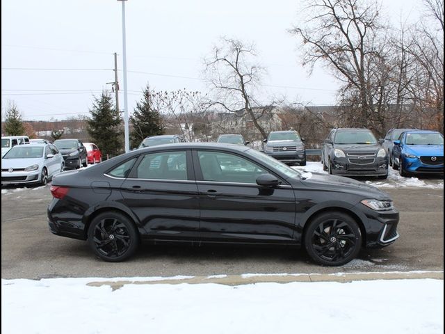 2025 Volkswagen Jetta SE