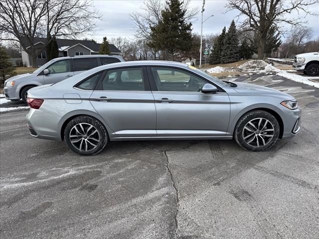 2025 Volkswagen Jetta SE