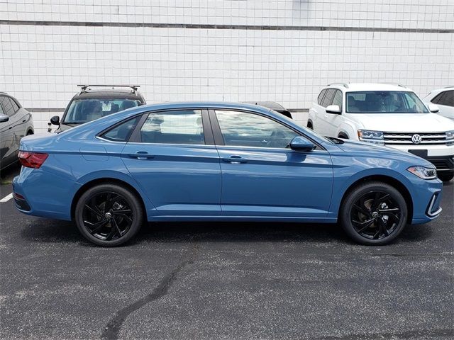 2025 Volkswagen Jetta SE