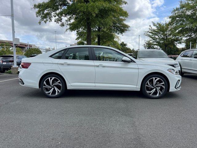 2025 Volkswagen Jetta SEL