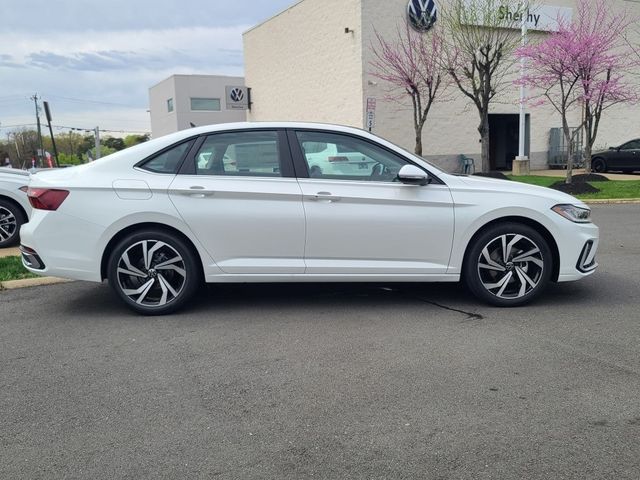 2025 Volkswagen Jetta SEL