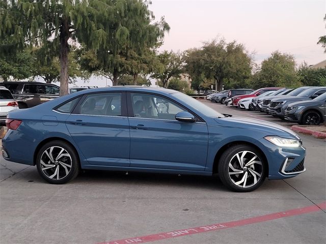 2025 Volkswagen Jetta SEL