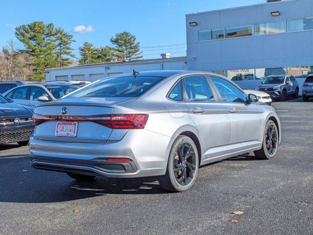 2025 Volkswagen Jetta SE