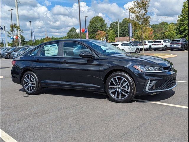 2025 Volkswagen Jetta SE