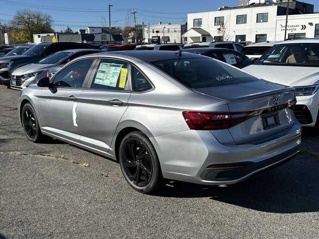 2025 Volkswagen Jetta SE