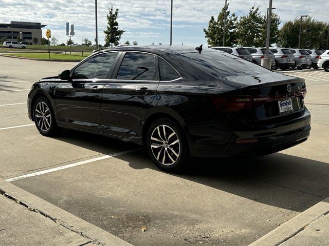 2025 Volkswagen Jetta SE