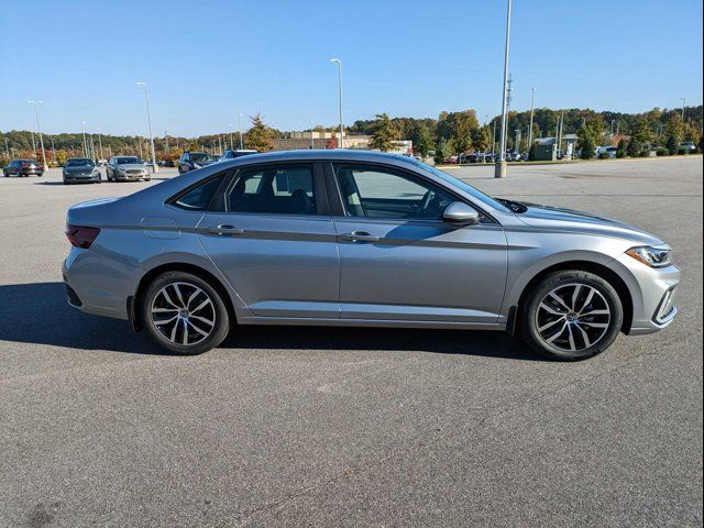 2025 Volkswagen Jetta SE