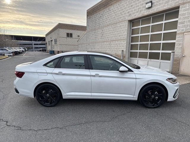 2025 Volkswagen Jetta SE