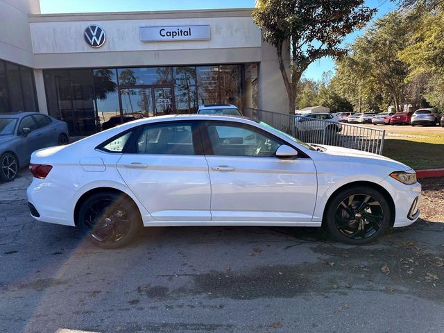 2025 Volkswagen Jetta SE